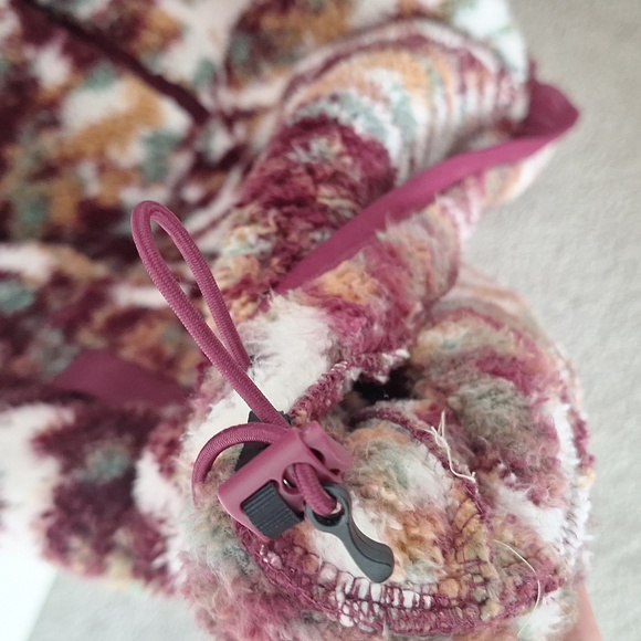 Womens  The North Face sweater with hoodie super soft - Picture 7 of 8